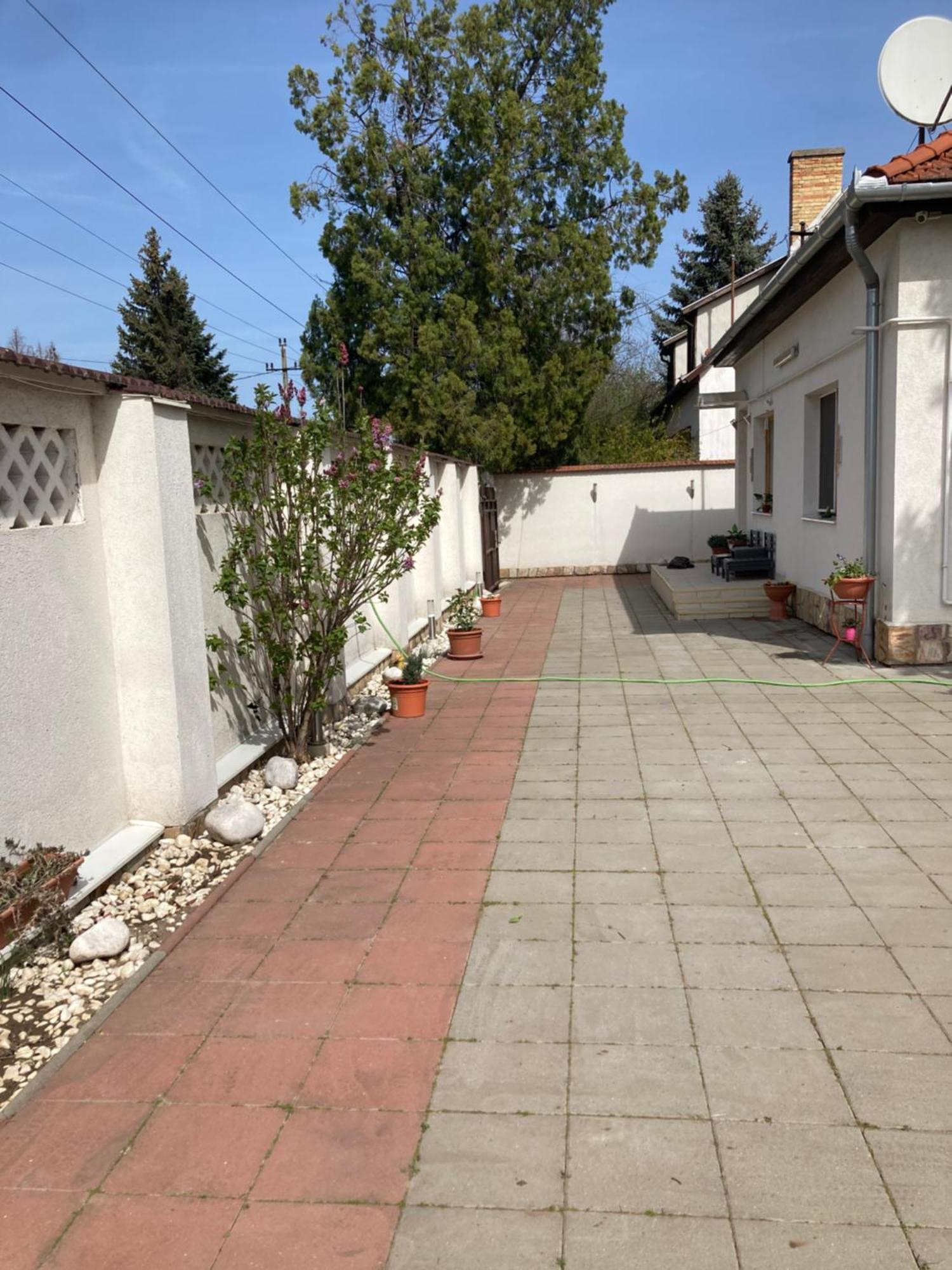 Apartament Tavaszpart Vendeghaz