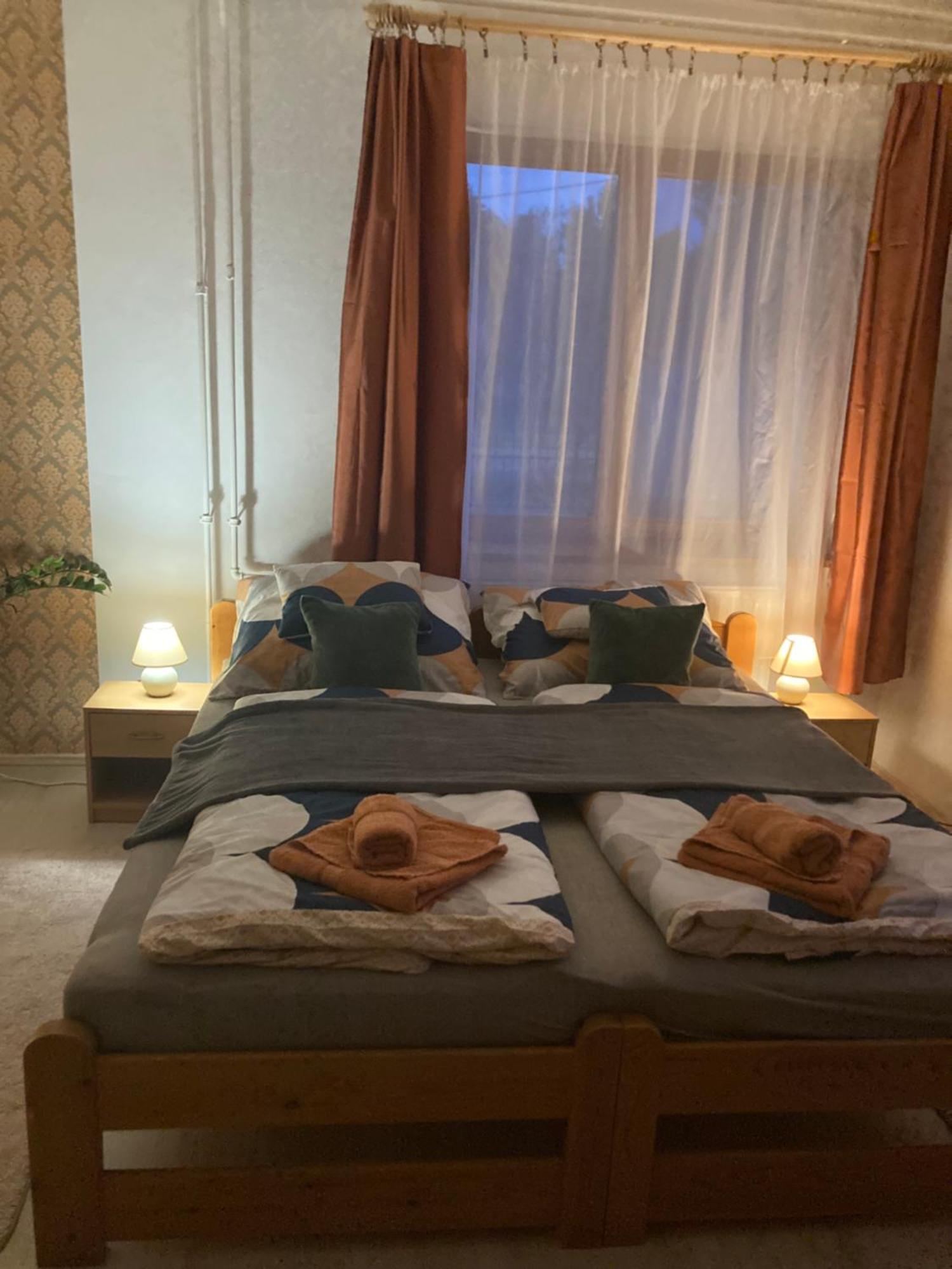 Apartament Tavaszpart Vendeghaz Segedyn